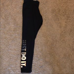 Nike leggings